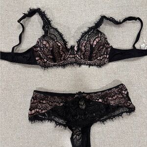 NWOT Mimi Holiday Black and Pink Lace Bra Set